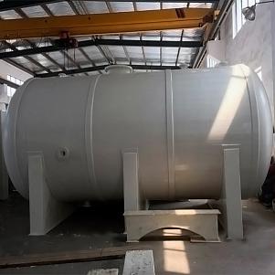 Резервуар из полиэтилена и полипропилена 50 м3